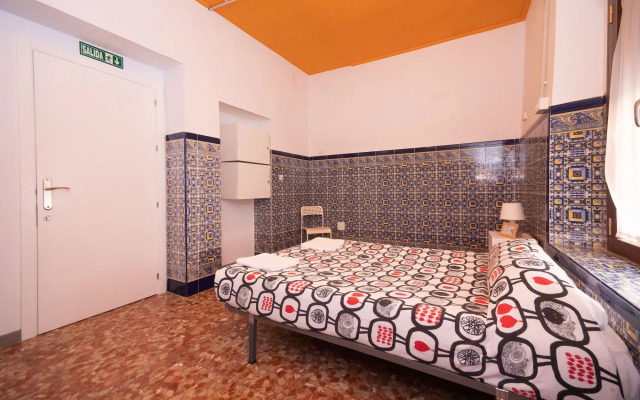 Arc House Sevilla - Hostel