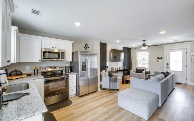 Steps to Boardwalk & Beach! Stylish Biloxi Home