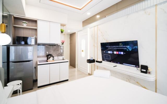 Modern And Cozy Studio At Benson Supermall Mansion Apartment