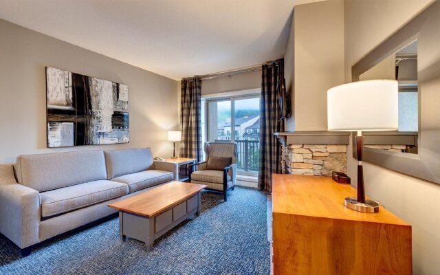 Blue Mountain Seasons At Blue