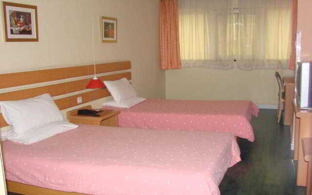 Home Inn Jiading Chengzhong Road