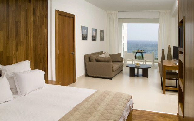 Napa Mermaid Hotel & Suites