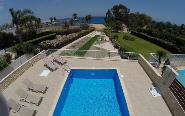 Shaye Frontline Villa