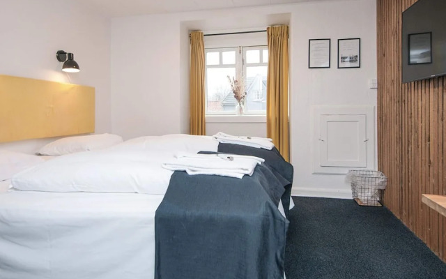 2 Person Holiday Park Home in Give