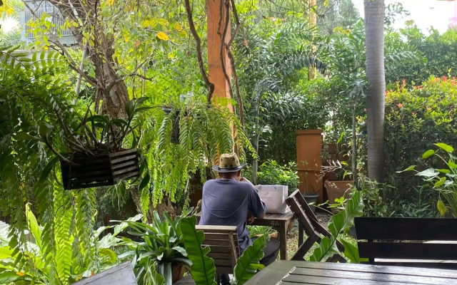 Plai & Herbs Suvarnbhumi Airport 