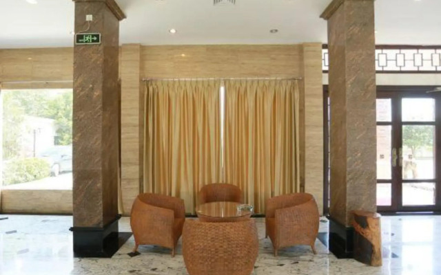 Longtian Hostel
