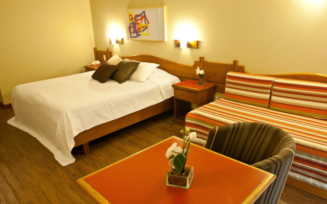 Tri Hotel Canela