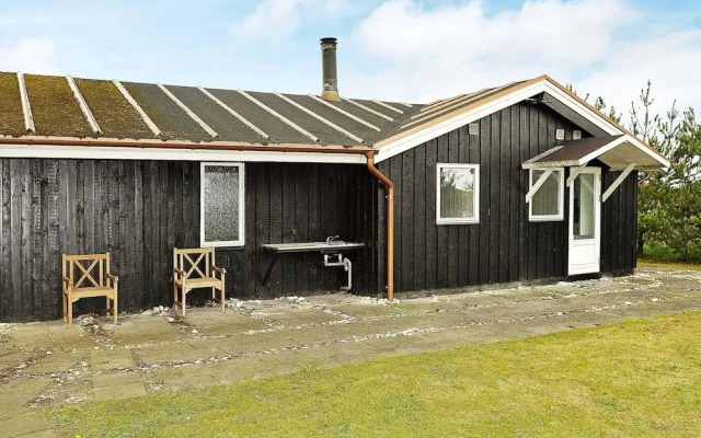 Rustic Holiday Home in Ansager near Water