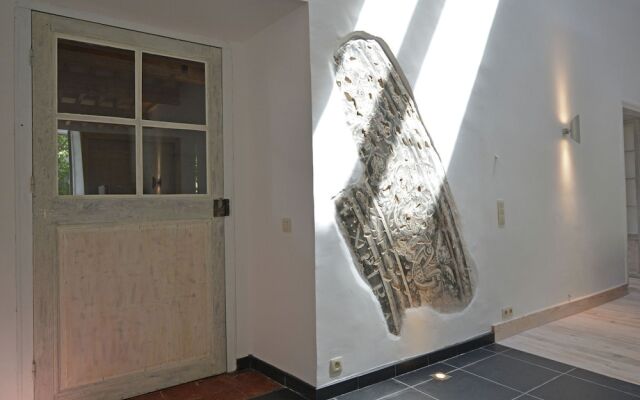 Quaint Villa in Chalabre with Swimming Pool