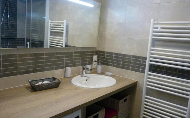 Appartement Le Palais, 1 pièce, 4 personnes - FR-1-418-73