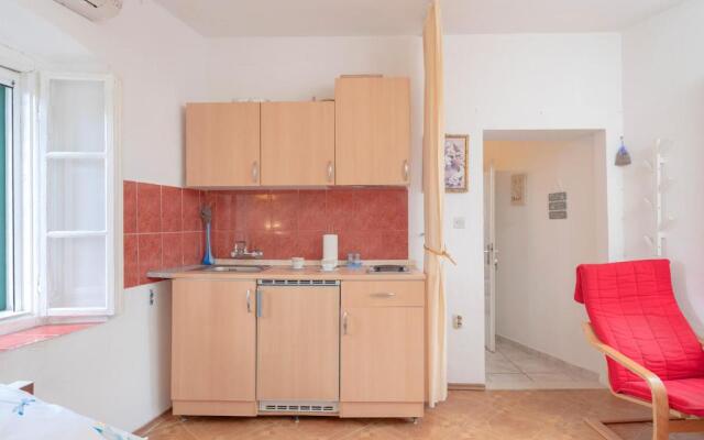 Apartman studio Stari Grad - 1
