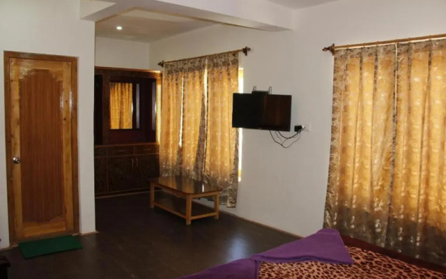 Mentokling Guest House and Garden Restaurant