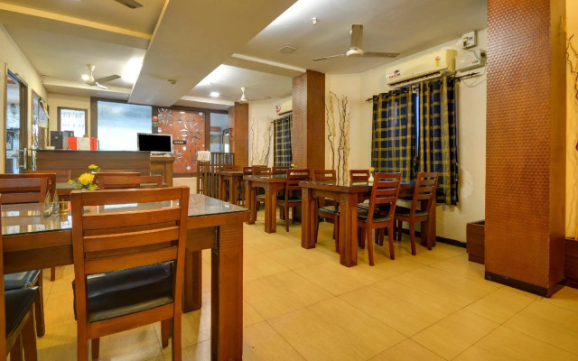 Hotel Vishnu Priya