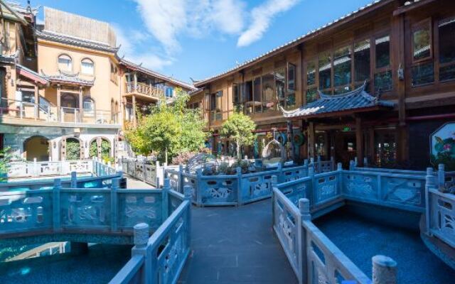 Lisiman Inn (Lijiang Art Club)