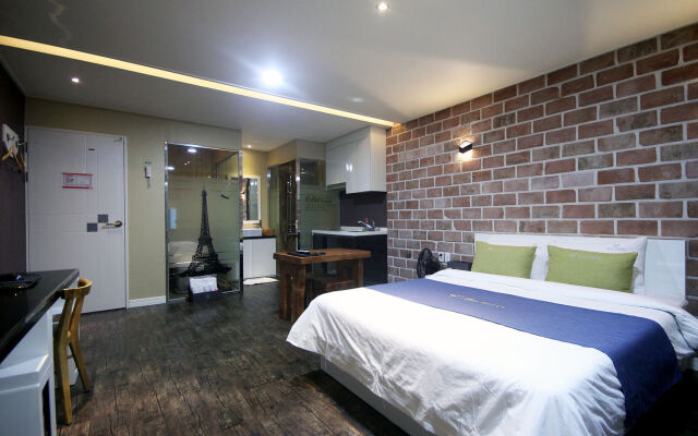 Hotel WEP Gimhae