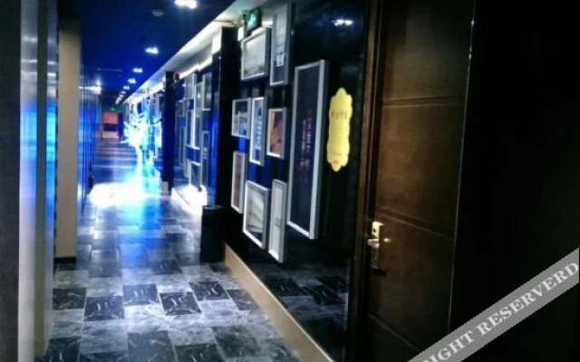 Youlemei Theme Hotel