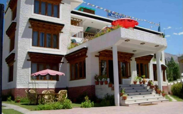 Hotel Holiday Ladakh