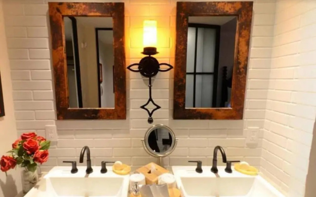 Spacious 3 Bedroom With Plunge Pool in Cabo