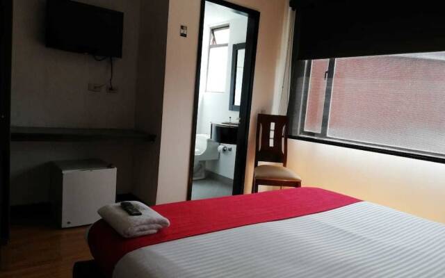 American Deluxe Hotel BC