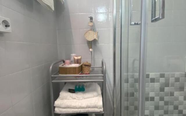 2 bedroom apartment close to Piraeus port