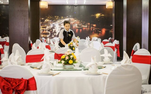 Holidays-hanoi Hotel