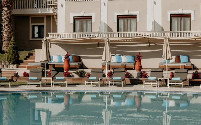 Heaven Hotel