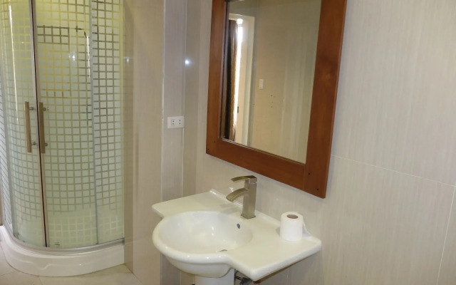 Imerex Plaza Hotel