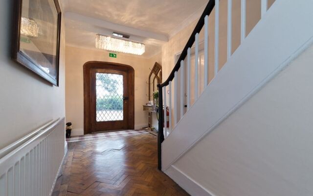 Whitethorn Bed and Breakfast