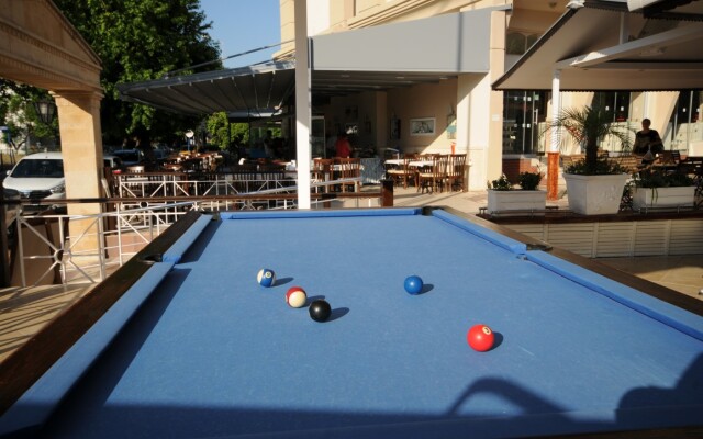 Selen Hotel Icmeler