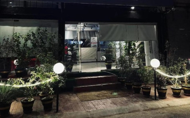 Tulip Hotel & Apartments - DHA