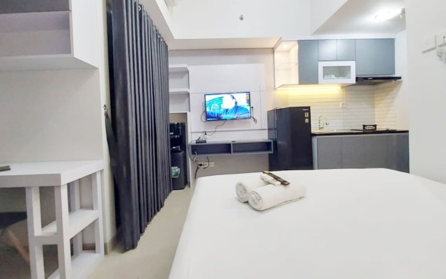 Homey And Cozy Living Studio Taman Melati Sinduadi Apartment