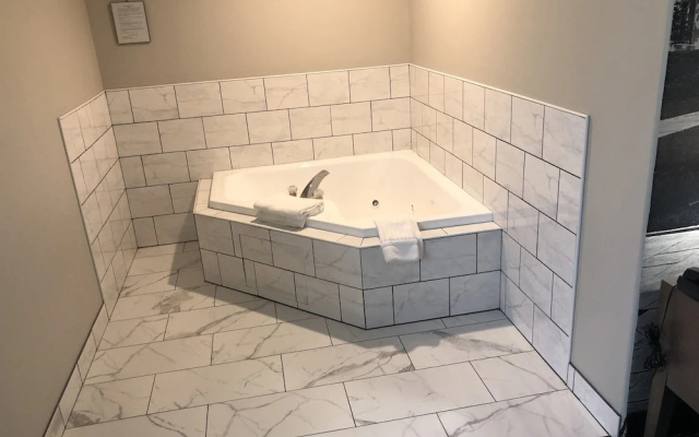 Clarion Pointe Indianapolis Airport