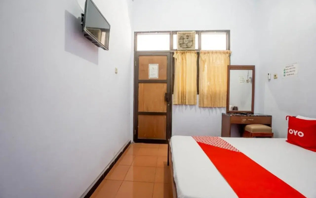 Hotel O Central Madiun Near Stasiun Kota Madiun