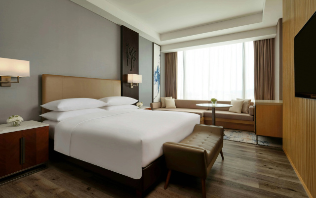 Batam Marriott Hotel Harbour Bay – Guest Rooms – Batam
