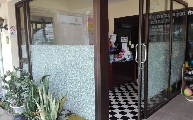 Hasanah Guesthouse