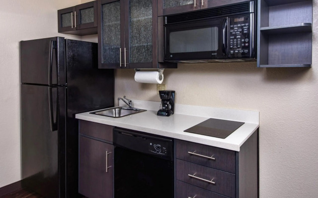 Candlewood Suites Appleton by IHG