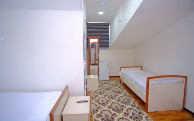 Hotel Mansurabegim