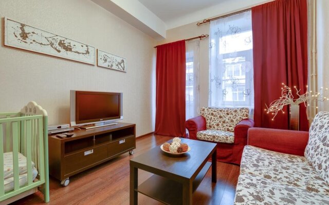 EnjoyMoscow Pushkin & Red Square Apartments 