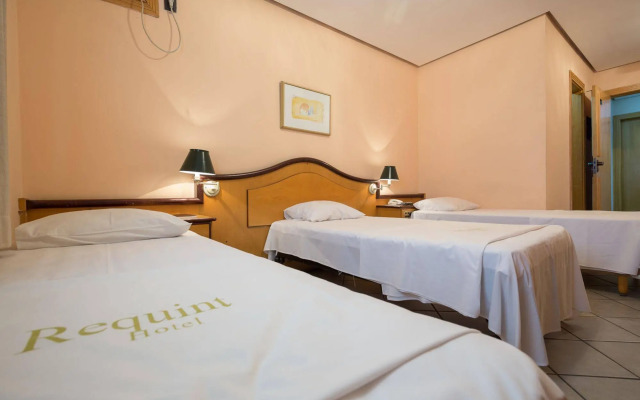 Requint Hotel