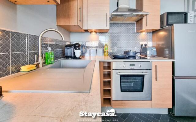 Luxury 1 bed apartment beautiful view with parking