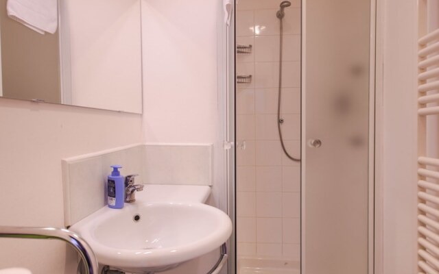 Lovely 4BD Apt 3min Walk to Ponte Vecchio