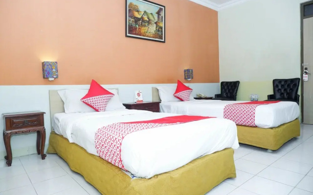 OYO 1002 Hotel Elizabeth