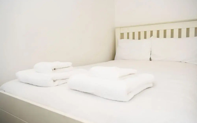 2br Home by Elephant & Castle, 4 Guests
