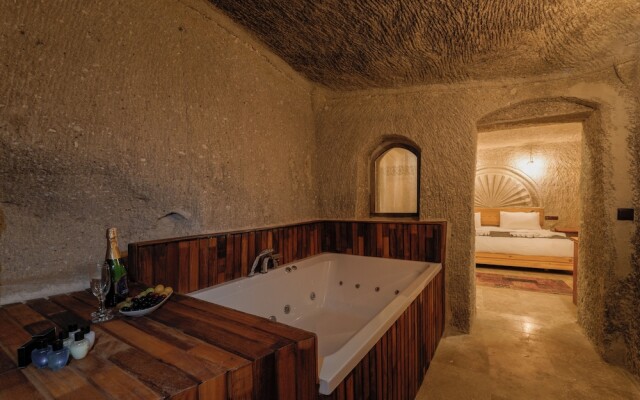 Escape Cave Suites