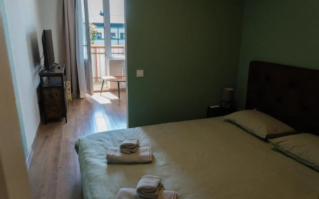 Warm & Cozy Apartment with Balcony in Valmiera
