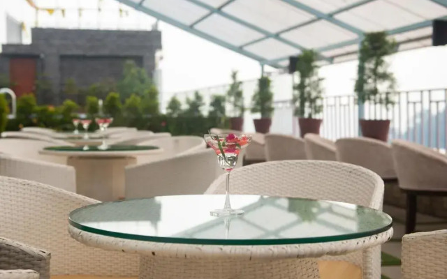 Ramada by Wyndham Gangtok Hotel & Casino Golden