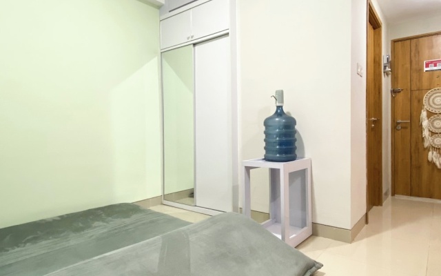 Good and Homey Studio at LRT City Jatibening Apartment – Guest Rooms – Bekasi