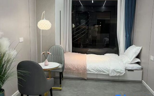 Rush Year Homestay (Lian Dao Shop)