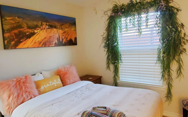 Austin Uncommon Room Rentals