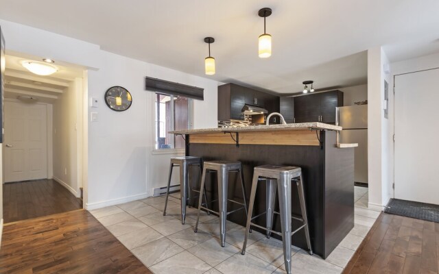 BnbEra - The Rock Apartment